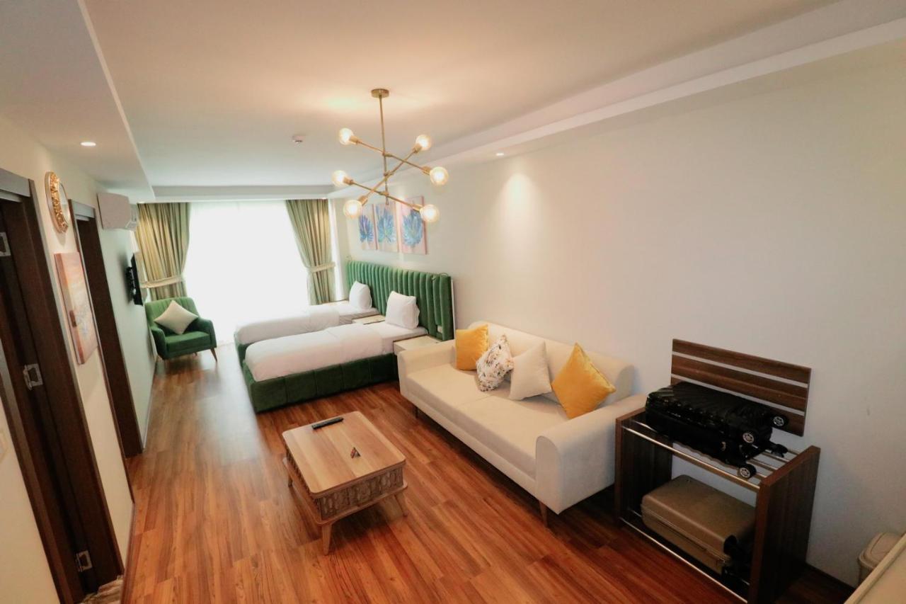 Grand Luxury Aparthotel Ялова Екстериор снимка