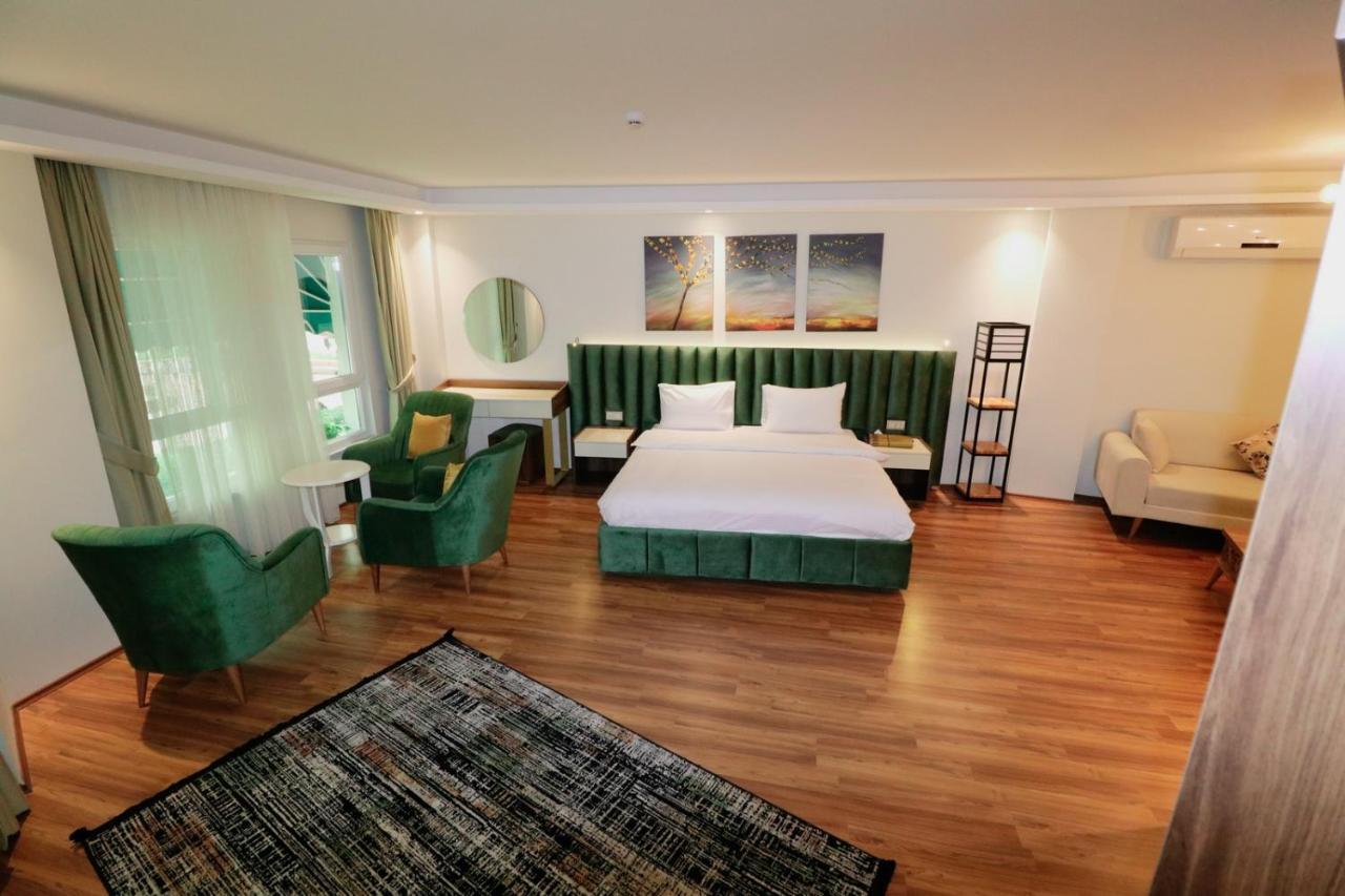 Grand Luxury Aparthotel Ялова Екстериор снимка