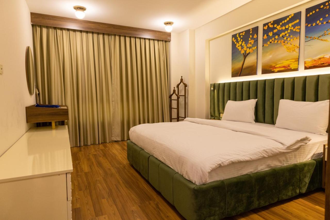 Grand Luxury Aparthotel Ялова Екстериор снимка