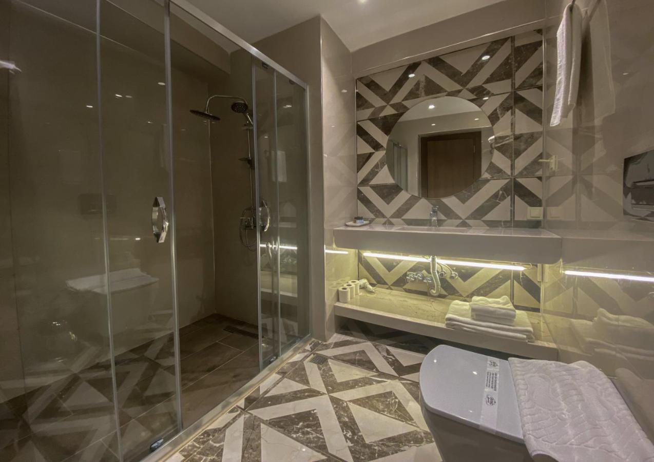 Grand Luxury Aparthotel Ялова Екстериор снимка