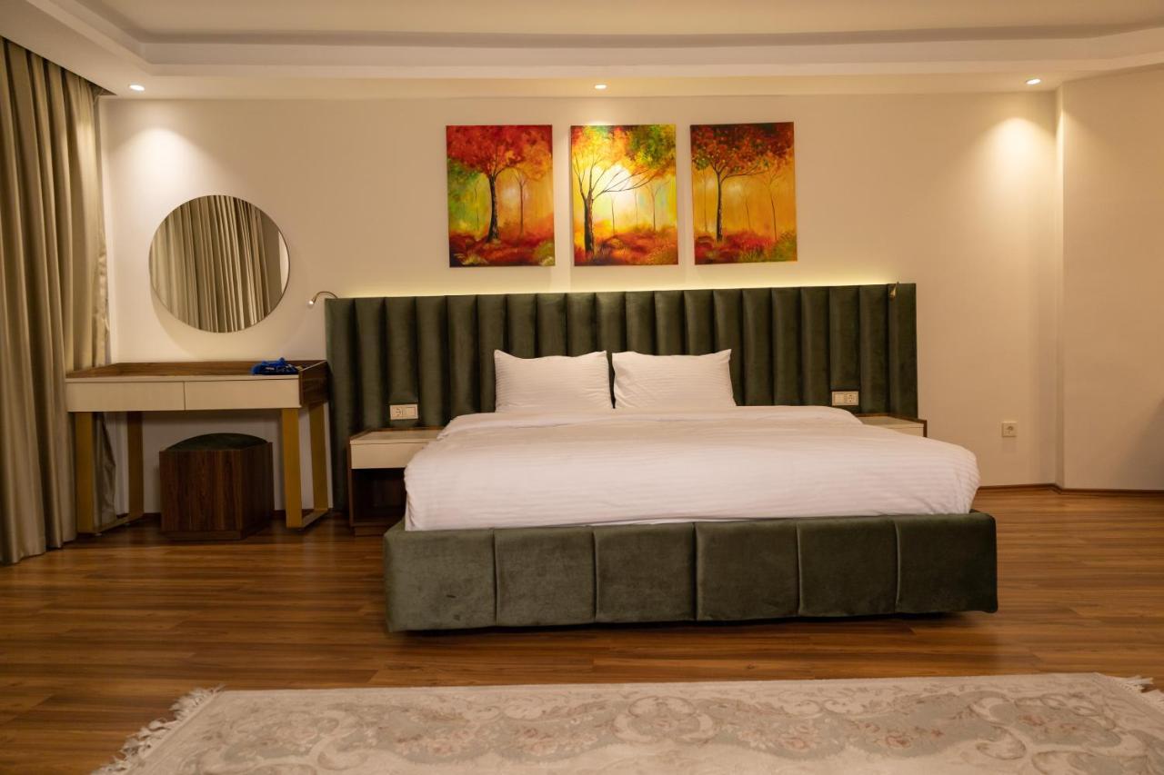 Grand Luxury Aparthotel Ялова Екстериор снимка