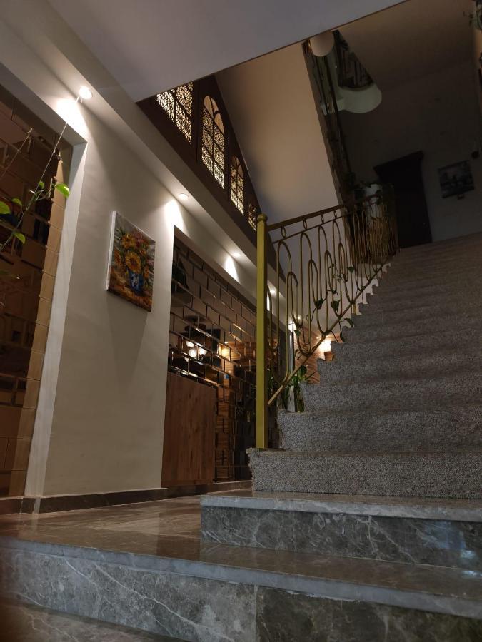 Grand Luxury Aparthotel Ялова Екстериор снимка